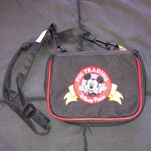 Travel Pin Trader Bag